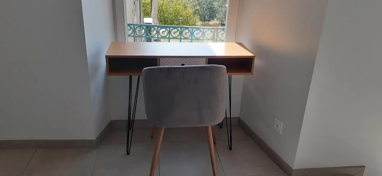 La Maison De Leobin Veranne