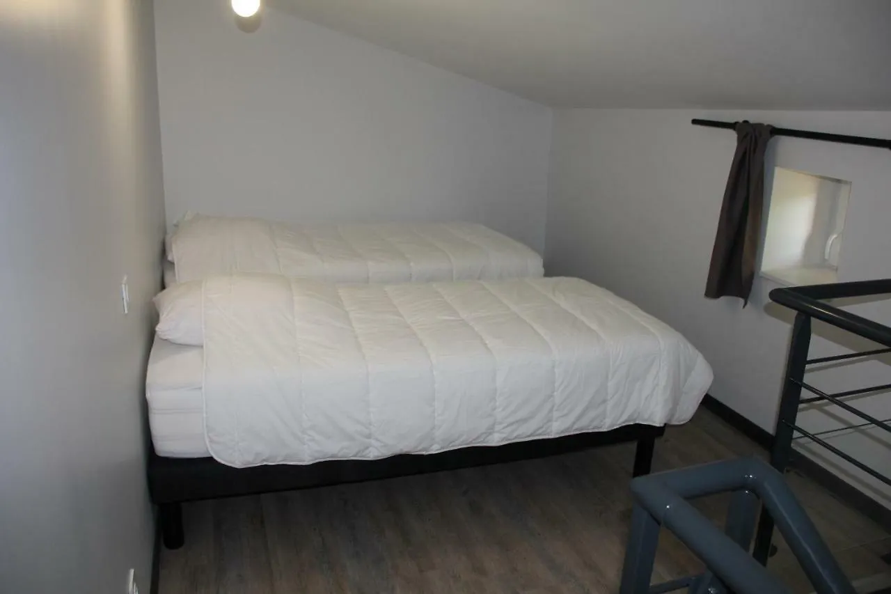 Holiday home La Maison De Leobin Veranne France